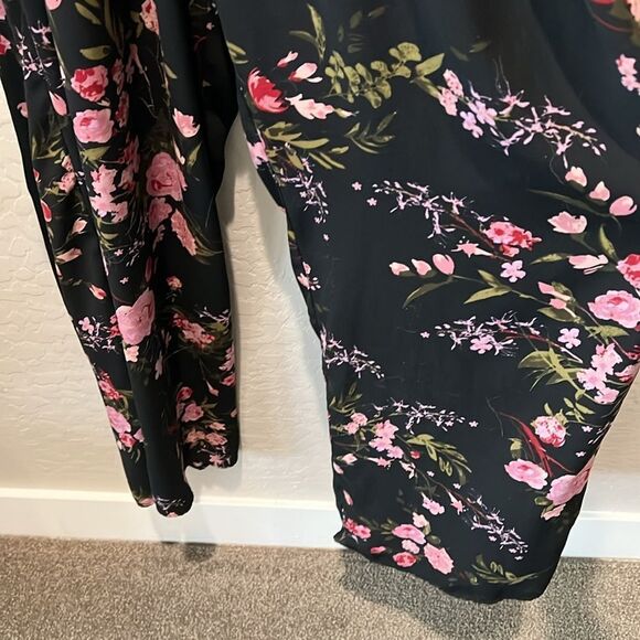Xhilaration Jumpsuit Faux Wrap Wide Leg Floral Black Pink Short Sleeve Size XS - Picture 4 of 12